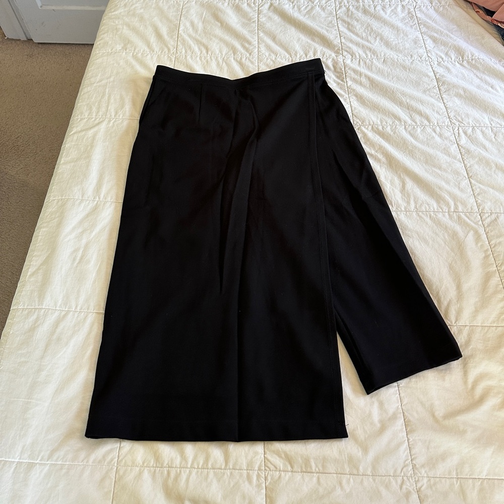 Betabrand sassy pant size medium - Bin 1